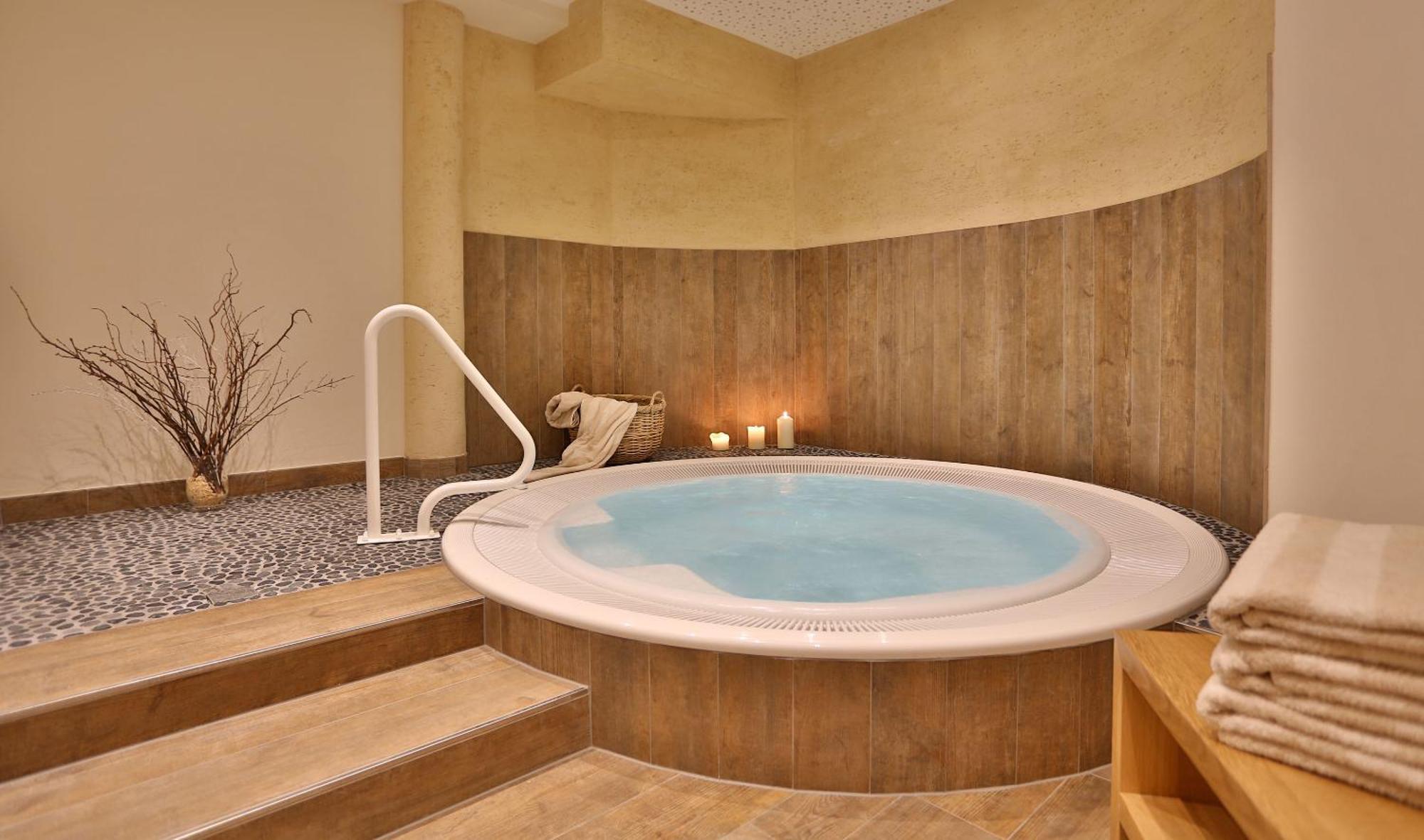 Hotel Astoria Серфаус Экстерьер фото